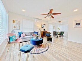 5288 Santa Margarita St in San Diego, CA - Building Photo