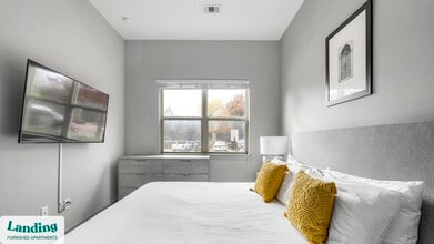 6107 E Riverside Dr, Unit 178 in Austin, TX - Building Photo - Building Photo