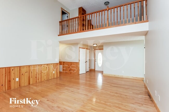 428 Arrowhatchee Dr in Winder, GA - Foto de edificio - Building Photo