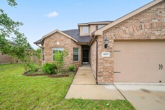 4923 Monarch Falls Ln in Richmond, TX - Building Photo - Building Photo
