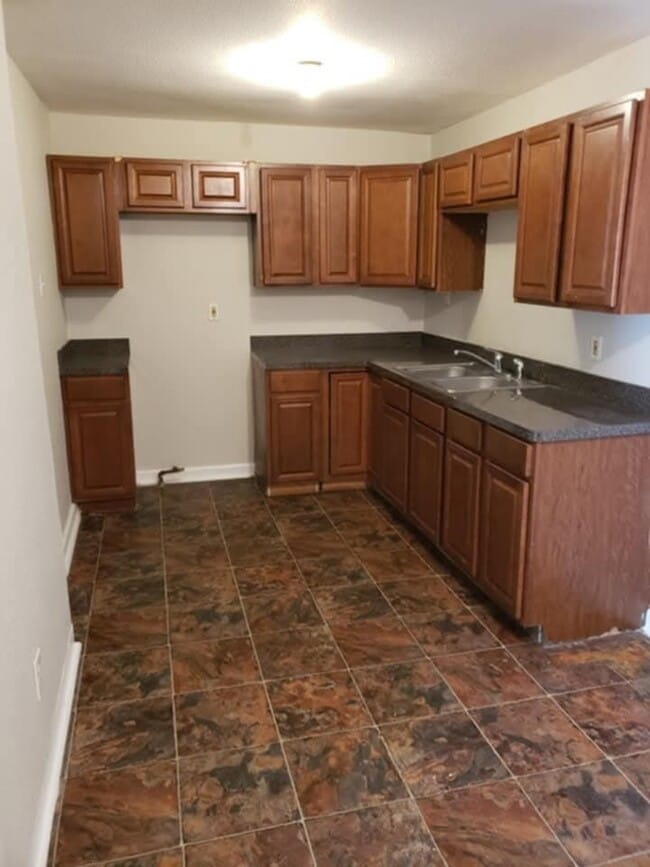 319 Johnson St in Pasadena, TX - Building Photo - Building Photo
