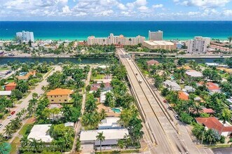 737 Hollywood Blvd in Hollywood, FL - Building Photo - Building Photo