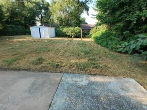 1320 Parkwoods Terrace in Midwest City, OK - Building Photo - Building Photo