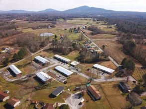 Sunnyside Estates in Wartburg, TN - Building Photo - Other