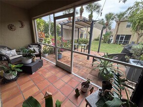 341 SW 121st Ave in Pembroke Pines, FL - Building Photo - Building Photo