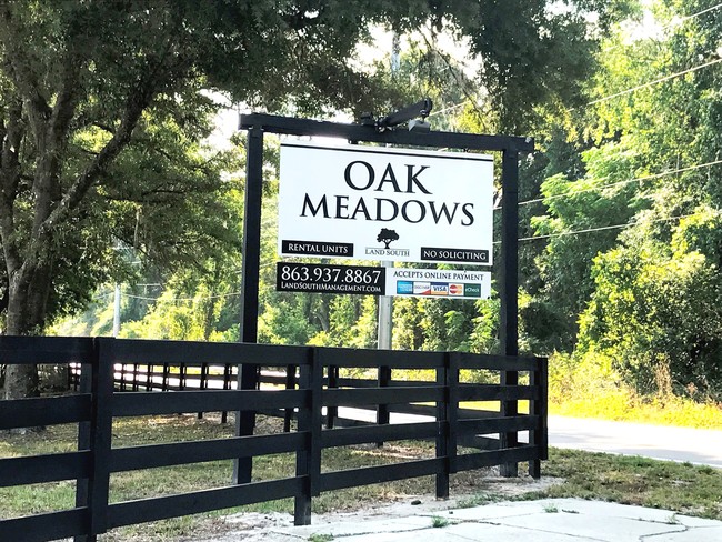 Oak Meadow Mobile Home Park in Lakeland, FL - Building Photo - Building Photo