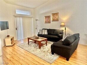 9708 Fionna Ln in Las Vegas, NV - Building Photo - Building Photo