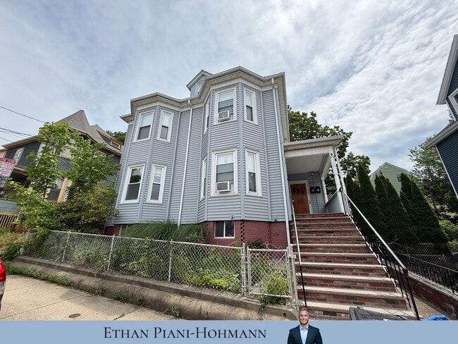 79 Glenwood Rd, Unit 1