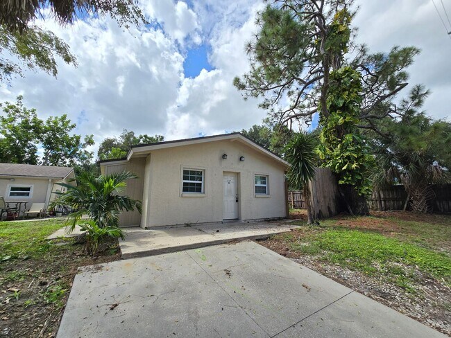 property at 2147 Dodge Ave