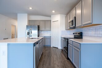 5071 Four Strand Ct in St. Cloud, FL - Building Photo - Building Photo