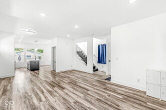 1823 Carrollton Ave in Indianapolis, IN - Building Photo - Building Photo