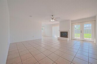 719 Ramada Dr in Houston, TX - Building Photo - Building Photo