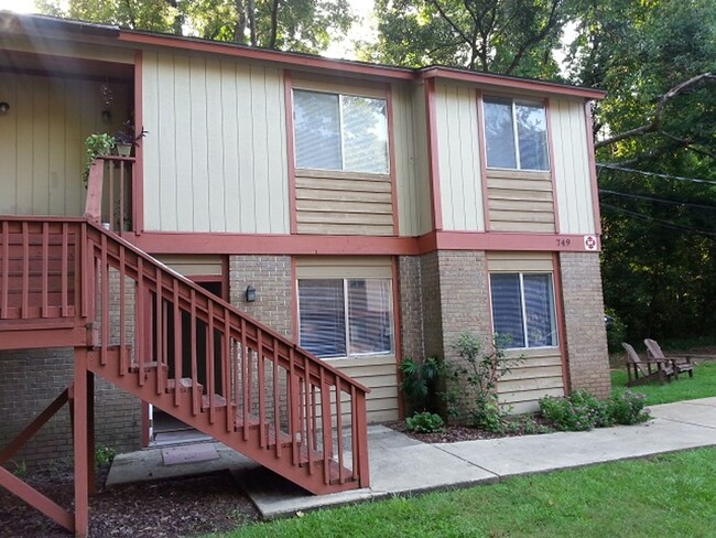 property at 749 Pointe Ct