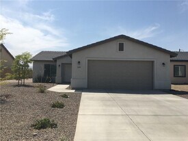 5085 S Jacaranda Pl in Fort Mohave, AZ - Building Photo