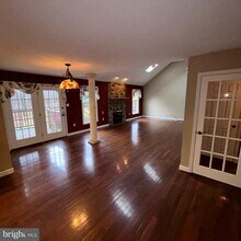 42 Kim Winona Ct in Fleetwood, PA - Building Photo - Building Photo