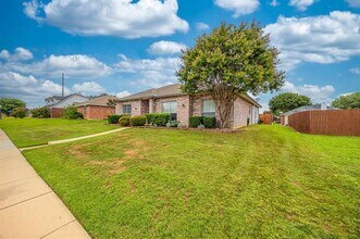 12104 Canoe Rd in Frisco, TX - Building Photo - Building Photo