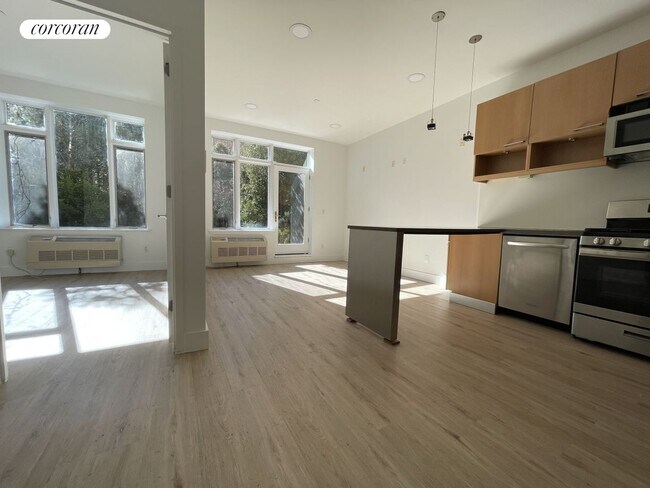 328-330 E 119th St in New York, NY - Building Photo - Building Photo