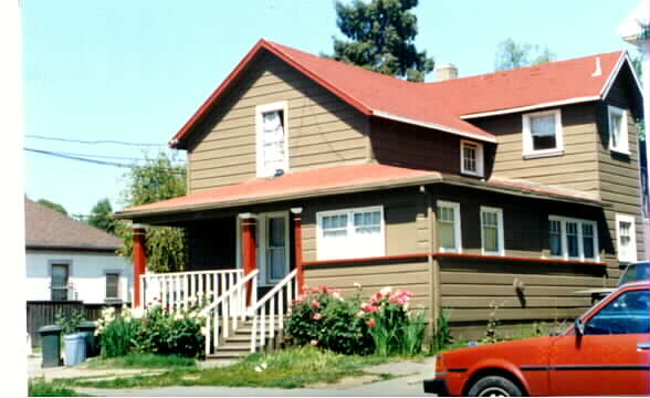 309 E Saint John St in San Jose, CA - Foto de edificio - Building Photo