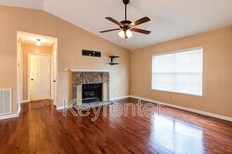5928 Rolling Ridge Dr in Knoxville, TN - Building Photo - Building Photo