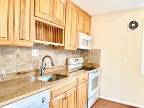 5514 Chillum Pl NE in Washington, DC - Building Photo - Building Photo