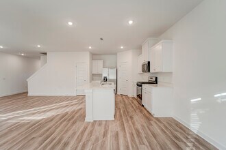 139 S Maroon Ave in Fayetteville, AR - Foto de edificio - Building Photo