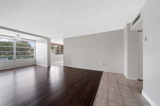 9491 Evergreen Pl in Davie, FL - Building Photo - Building Photo