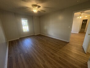 129 Arbors Ct in Central, SC - Building Photo - Building Photo