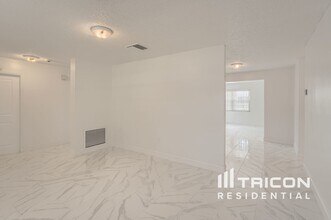 2159 Danforth Rd in Spring Hill, FL - Building Photo - Building Photo