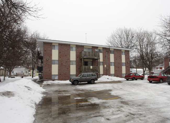 1728 South 14th Street in Lincoln, NE - Foto de edificio - Building Photo