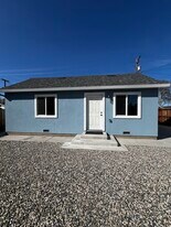 316 Linden St in Modesto, CA - Building Photo