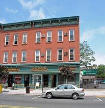 420 32nd St in Union City, NJ - Building Photo - Building Photo