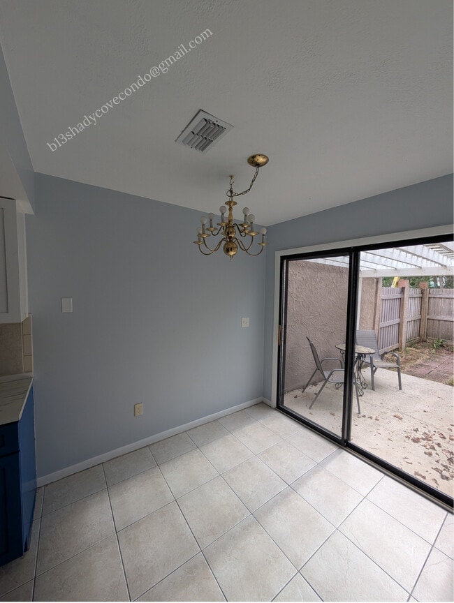 5568 La Moya Ave in Jacksonville, FL - Foto de edificio - Building Photo