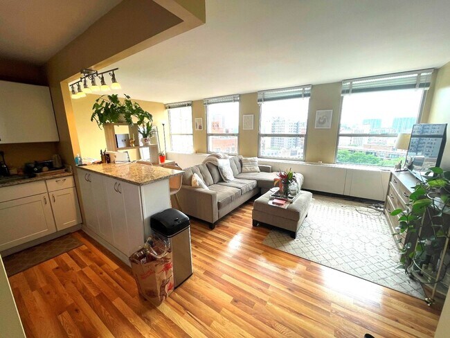 2626 N Lakeview Ave in Chicago, IL - Building Photo - Building Photo