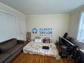 1616 Commonwealth Ave, Unit 1 in Boston, MA - Building Photo