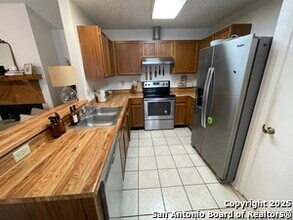 3418 Ridge Ash in San Antonio, TX - Foto de edificio - Building Photo