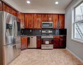 38 Court House Pl in Jersey City, NJ - Building Photo - Building Photo