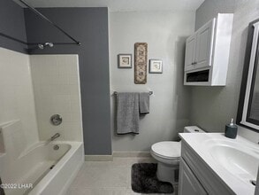 777 Harrah Way in Lake Havasu City, AZ - Foto de edificio - Building Photo