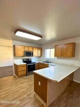 6345 Potomac Ct in Sun Valley, NV - Building Photo - Building Photo