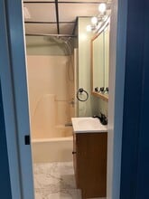 2 Tracy St, Unit 2 Bedroom in Binghamton, NY - Foto de edificio - Building Photo