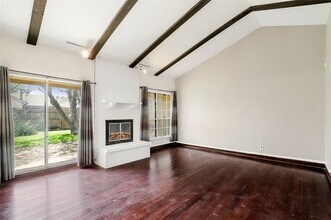 2736 Meadow Harvest Ln in Dallas, TX - Building Photo - Building Photo