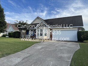 1435 Oldstead Dr in Fayetteville, NC - Building Photo - Building Photo
