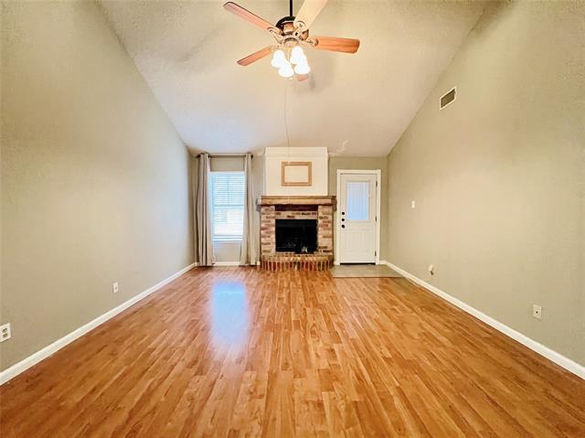 6301 Hunters Glen Dr in Watauga, TX - Building Photo - Building Photo