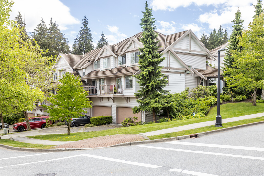 2351 Parkway Blvd in Coquitlam, BC - Building Photo