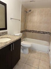 494 NW 165th St in Miami, FL - Building Photo - Building Photo