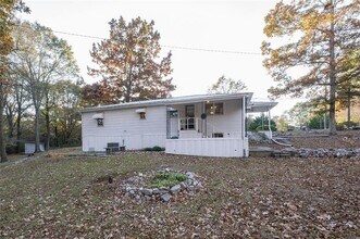6822 Wallis Rd in Lithia Springs, GA - Building Photo - Building Photo