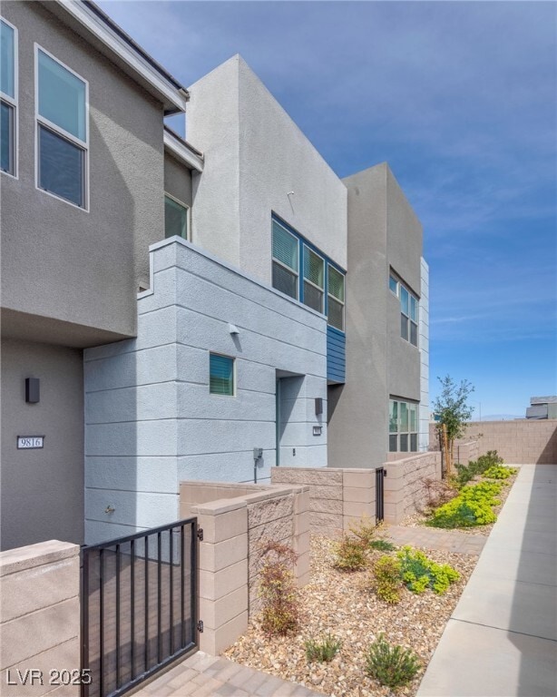 9812 Kings Glen St in Las Vegas, NV - Building Photo - Building Photo