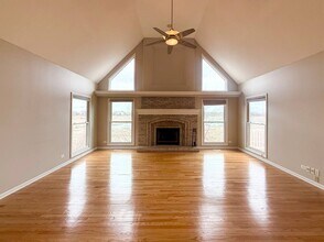 2884 Riverstone Ct in Aurora, IL - Building Photo - Building Photo