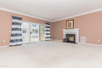 6 Seawinds Way in Long Branch, NJ - Building Photo - Building Photo
