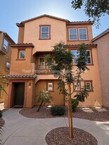 7724 W Pipestone Pl in Phoenix, AZ - Building Photo
