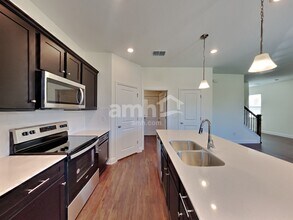 27296 St Andrews Ave in Wesley Chapel, FL - Building Photo - Building Photo